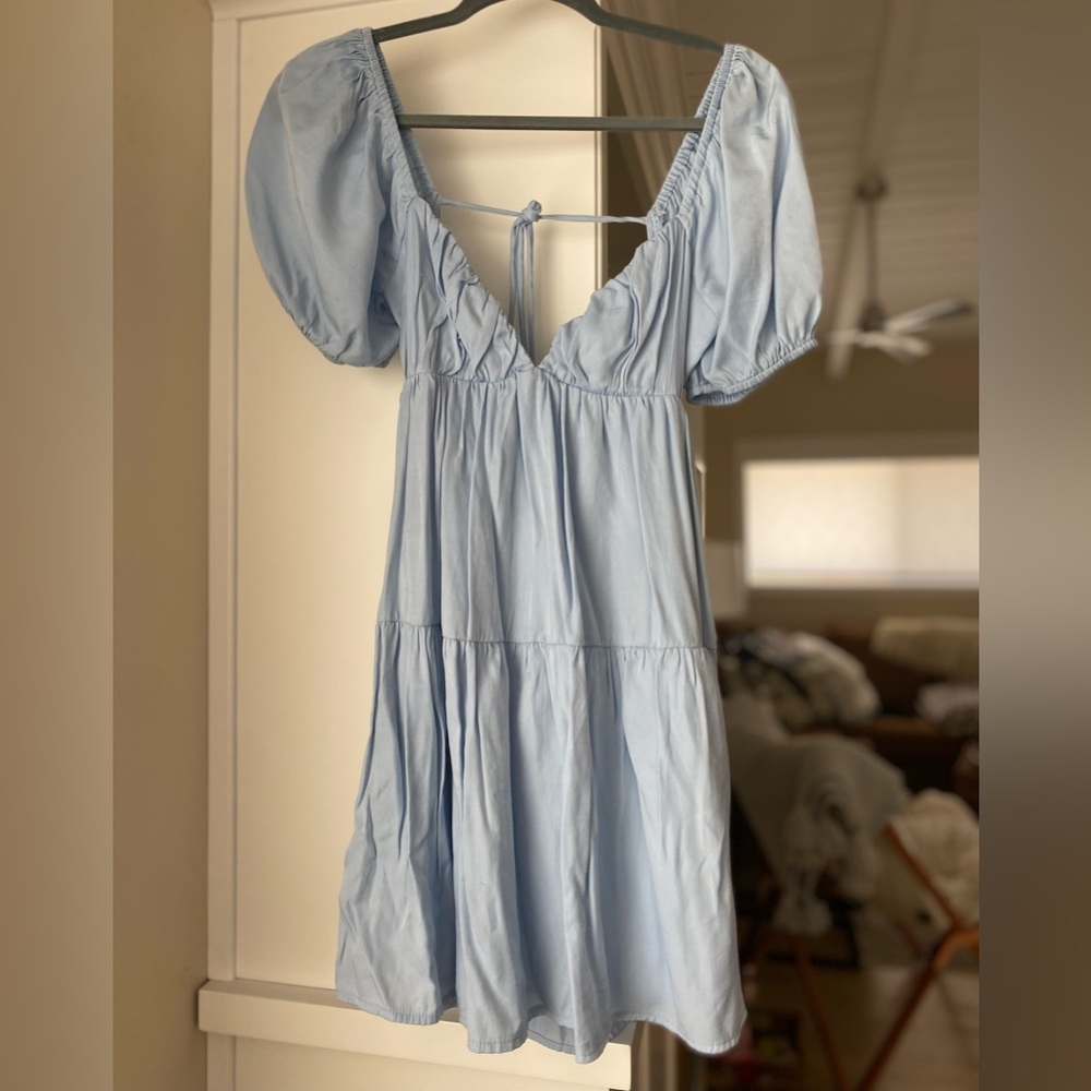 Blue Isabelle’s cabinet dress